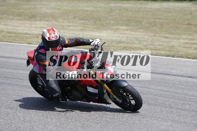 /30 23.06.2025 Get Faster Caremotion ADR/Rider Academy gruen/13